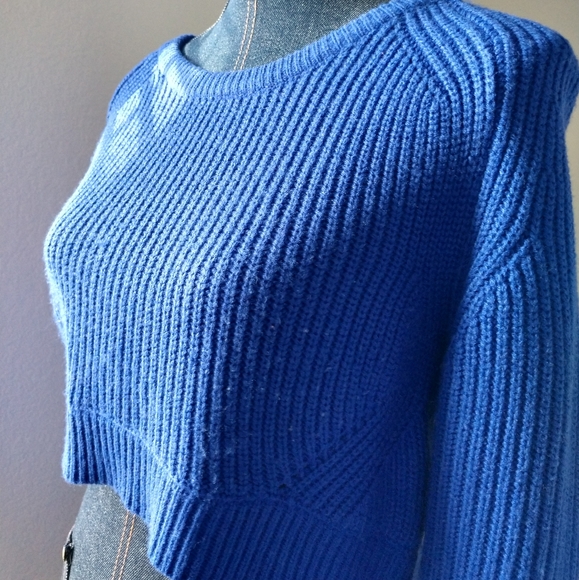 Crop top sweater - Picture 4 of 12